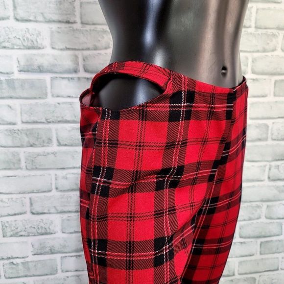 Just Polly Womens L Red Buffalo Plaid Cutout Hip Flare Leg Trendy Pants - Picture 4 of 8